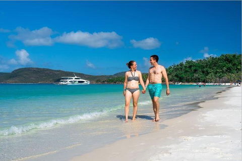 Whitehaven Beach Half-Day Cruises - Accommodation 4U 3