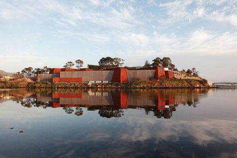 Hobart City Sightseeing Tour Including MONA Admission - Accommodation 4U 2