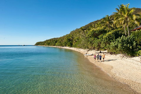 Fitzroy Island Catamaran Transfers From Cairns - Accommodation 4U 2