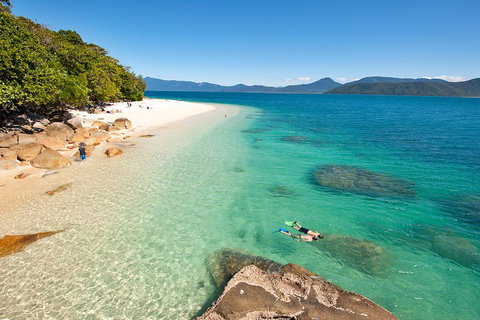 Fitzroy Island Catamaran Transfers From Cairns - Accommodation 4U 4