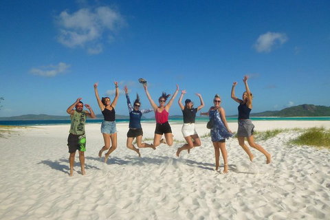 2-Day Whitsundays Sailing Adventure: Summertime - Accommodation 4U 2