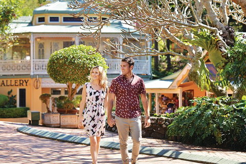 Sunshine Coast Signature High Tea And Wine Experience (Min 6 Adults) - Accommodation 4U 5