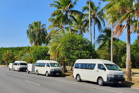 Airport Transfer To Or From Cairns Hotels For Up To 13 People - Accommodation 4U 0