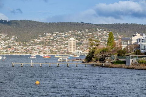 Derwent River Historic Harbour Cruise From Hobart - Accommodation 4U 5